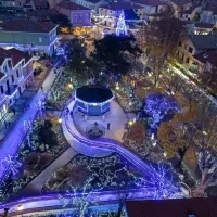 Med 18. novembrom in 22. januarjem je izolski Coppov park 
Ledeni otok.  