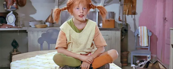 





Pedagogi in učitelji so v Piki Nogavički sprva videli nič manj kot 
nevarno anarhistko, ki bi lahko škodljivo vplivala na otroke.