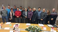 Vipavski svetniki z županom Antonom Lavrenčičem, ki se nadeja 
uspešnega sodelovanja s svetom. 