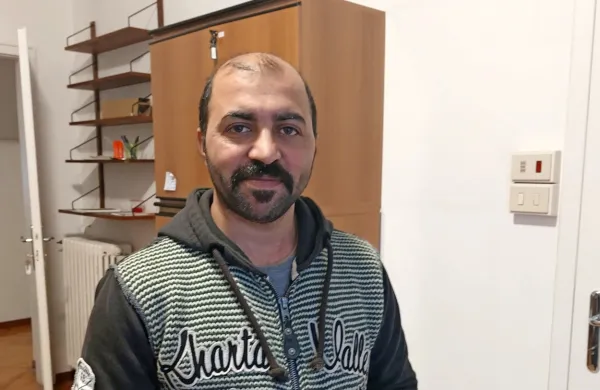 Ismail Swati, politični begunec iz Pakistana, v Trstu živi štiri 
leta.