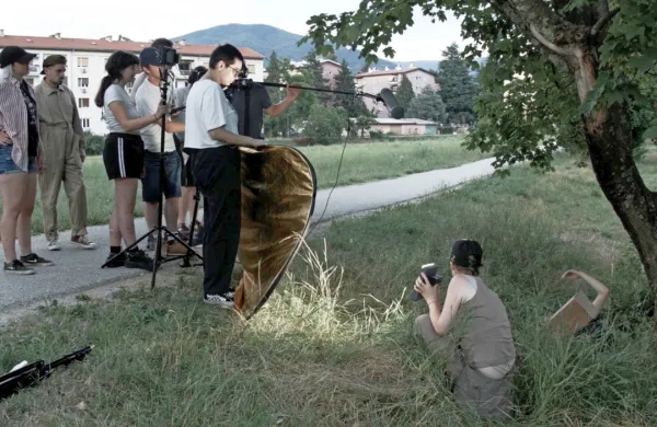 Drevi na Mostovni dokumentarec Meje meje meje