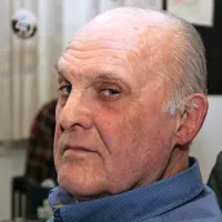 Malo  po 80. rojstnem dnevu je umrl Radko Polič - Rac. Legendarni 
igralec je pred leti v intervjuju za naš časopis mladim položil na srce, naj 
se odprejo: “Biti moraš v srži dogajanja, vsrkavati vse, kar je okrog tebe, 
zgraditi svojo osebnost, prek katere potem lahko počneš, kar hočeš.” 