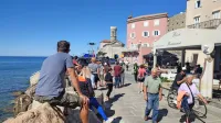 V Piranu je potekalo snemanje visoko proračunskega akcijskega 
filma z zvezdniško zasedbo, vrnilo se je tudi srečanje voznikov 
motorjev Harley-Davidson.    