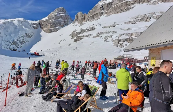 Na Kaninu  je bila že v petek smuka idealna, z dodatnim snegom bo 
še bolj z upanje, da se bo sneg obdržal do spomladi.