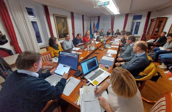 Svetniki v Kanalu so odločili, naj občina izstopi iz Zavoda za  zeleni razvoj Soške doline. 