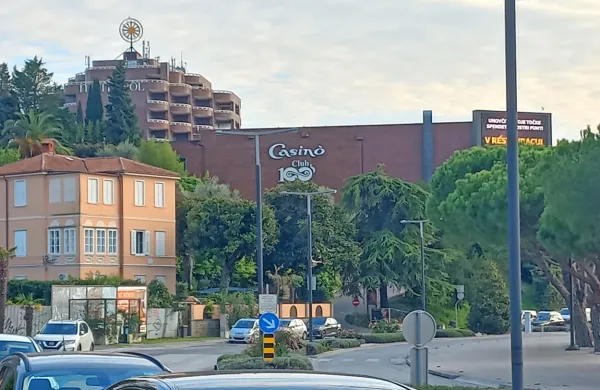 Casino Portorož je dobil novo vodstvo; taktirka je zdaj v rokah 
Mitje Peternela.