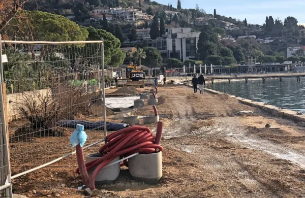  Razrita promenada še pred vlivanjem betona. 