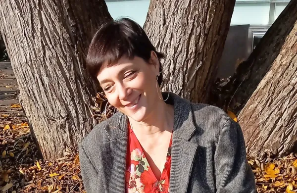 Maša Ogrizek je za knjigo Lisičja luna prejela nagrado večernica za
najboljše slovensko otroško in mladinsko izvirno leposlovno
delo.