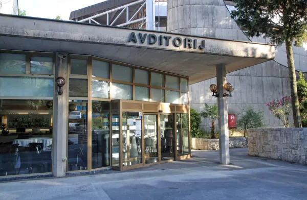  Akademija v počastitev 50. obletnice delovanja Avditorija Portorož 
bo jutri, ko pripravljajo slovesnost s kulturno-umetniškim programom.