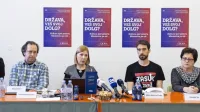 Na težave v kulturi, ki jih moramo čimprej rešiti z dialogom, so 
včeraj opozorili (z leve)  Branimir Štrukelj,  Mitja Šuštar, Irena 
Porekar Kacafura, Miha Blažič N'Toko, Ksenija Trs in Boris 
Mihalj. 