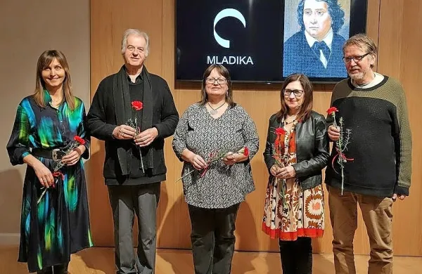 Glavni nagradi tržaške Mladike Tadeji Krečič Scholten in Miljani Cunta