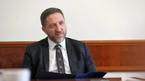 Klemen Boštjančič:“Kot minister za finance pristajam le na težo argumentov”