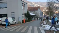 Korporaciji Hidria z okrog 2200 zaposlenimi, gre  pred morebitnim prevzemom s strani španske korporacije Gonvarri, dobro. 40 
odstotkov bivših delnic družine Svetlik  Govarri že ima v lasti.  