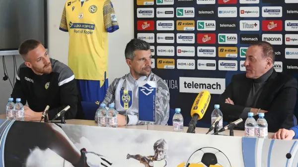 Z včerajšnje novinarske konference na Bonifiki: (z leve) Andrej 
Kotnik, Zoran Zeljković in Ante Guberac