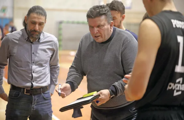 Predrag Milović med minuto odmora v Luciji.
