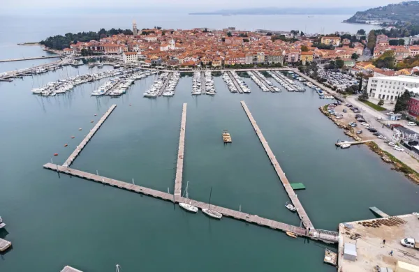 Izolska občina naj bi letos porabila 29,46 milijona evrov.  