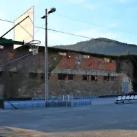 Tudi preden se je porušil, je bilo jasno, da je stari hlev v zelo slabi 
kondiciji. 