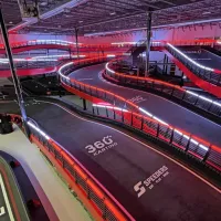 Večnivojska proga 360 Karting v kanadskem  Edmontonu