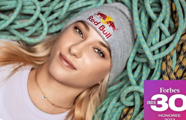 Janja Garnbret je  znova v družbi posameznikov, ki po mnenju 
revije Forbes oblikujejo prihodnost.