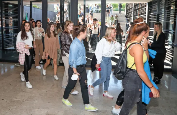 Univerza na Primorskem te dni praznuje 20. obletnico svojega 
obstoja.