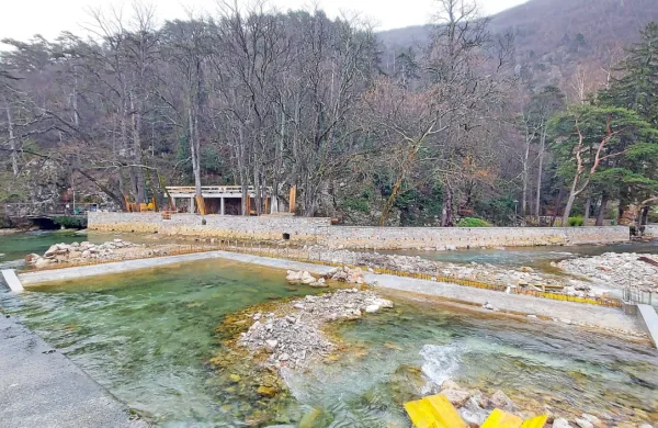 Občini Vipava bo pri ureditvi območja Podskale z donacijo 
pomagal Ivo Boscarol, ki za lokal v Podskali skupaj s kuharskim 
šefom Denisom Ibrišimovićem snuje tudi novo kulinarično zgodbo.  