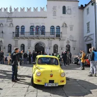 (FOTO) Na trg so prihrumeli starostniki v odlični formi
