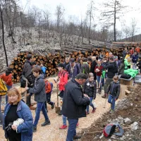 (FOTO, VIDEO) Golob: “Pomembno je, da zdaj na Kras ne pozabimo”
