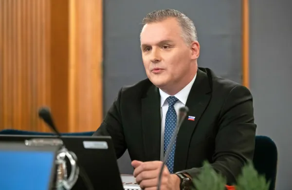 Minister za energijo Bojan Kumer