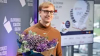 Knjižni prvenec Davida Zupančiča je na 38. Slovenskem knjižnem 
sejmu prejel laskavi naziv Knjiga leta 2022.