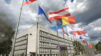 V tujino so največkrat potovali poslanci in poslanke, ki so denimo 
vodje in člani stalnih delegacij za mednarodno sodelovanje ali pa 
predsedniki parlamentarnih odborov.