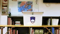    Polemike o tem,  koliko mandatov naj ima župan, se vlečejo že 
leta.  