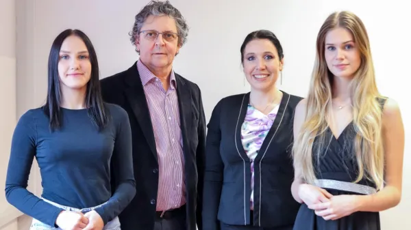 Z leve: Maša Poberaj, Vladimir Čadež, Marjetka Luznik Brezavšček, Mila 
Širok