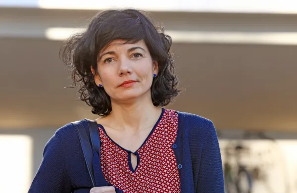 Katja Košir opozarja, da so šole, starši in celotna družba, vključno z mediji,
dolžni učence učiti asertivnega, nenasilnega izražanja svojih potreb.
