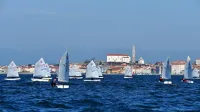 Turistično združenje Portorož je preživelo lokalni politični pritisk, 
z letom 2025 pa naj bi svojo dejavnost preneslo na regionalno 
turistično organizacijo. 