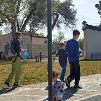 Z ankaranske obale odstranili za 50 vreč smeti in kup betonskih odpadkov