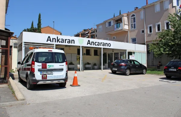 V Ankaranu se zapleta ob konstituiranju nadzornega odbora 
občine.
