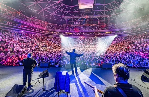 Stožice so minulo soboto pokale po šivih.