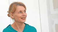 “Ne vem, kako je v Sloveniji, a na Nizozemskem še posebno mladi 
veliko bolj trpijo zaradi težav v duševnem zdravju, kot je bilo to 
značilno zanje pred obdobjem covida,” opozarja dr. Corine de 
Ruiter.