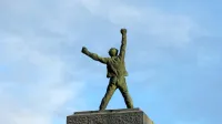 Zakaj vsi rečejo le: Zveza borcev NOB, zakaj ne: Zveza bork in borcev NOB?