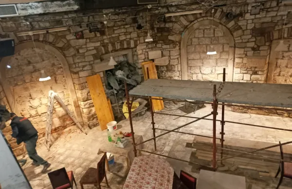 Najemnik zatrjuje, da ima kulturnovarstvene pogoje in soglasje 
zavoda za varstvo dediščine za  povrnitev prostorov v nekdanje 
stanje.