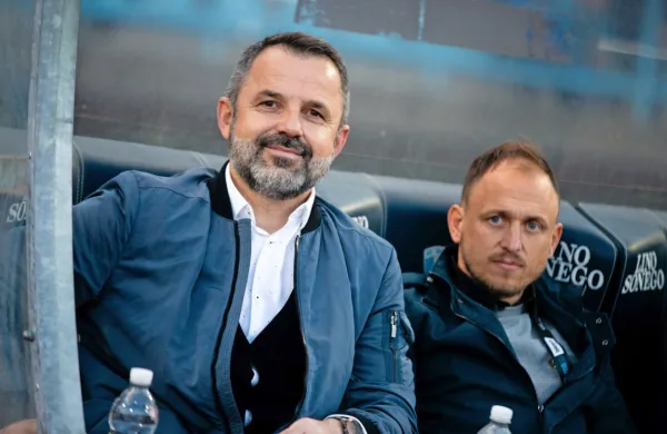 Trener Tabora Dušan Kosić (levo), ob njem predsednik  kluba Davor Škerjanc.