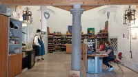 Zavod za turizem TRG Vipava je znova na prepihu občinske 
politike. 