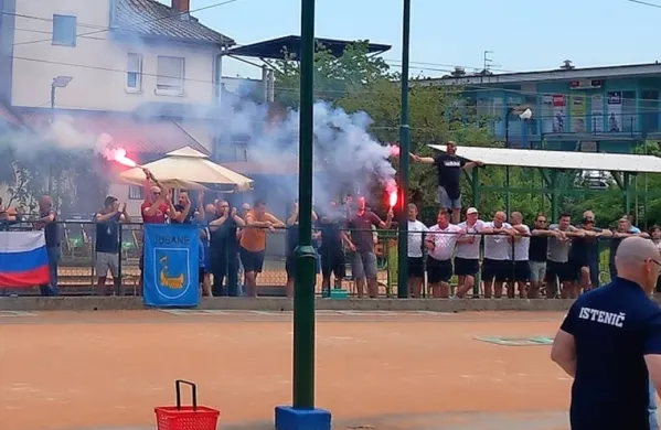 Vroči navijači na balinarskih dvobojih niso ravno pogost običaj.