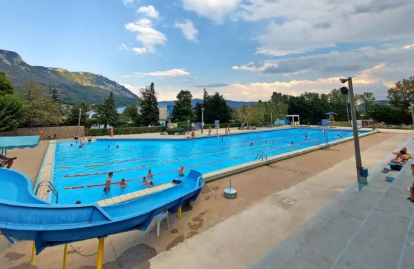 Ajdovsko letno kopališče bo tudi letos osrednje prizorišče športnih 
počitnic.