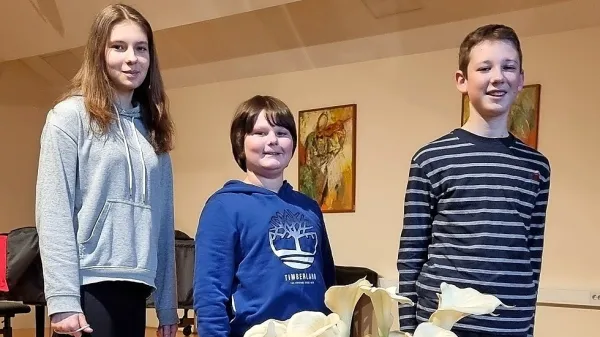 Sara Tušar, Staš Koren in Bor Šturm Leban