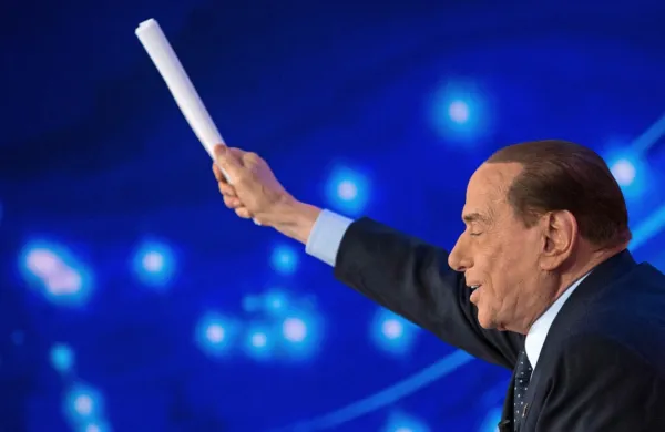 Silvio Berlusconi je danes izgubil bitko za življenje.