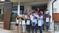 V Kulturnem domu Hrpelje so danes podelili priznanja 14 ekipam 
inovatorjev iz Obalno-kraške in Primorsko-notranjske regije. 