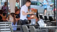 Izziv številnih gostincev je pridobiti kader.