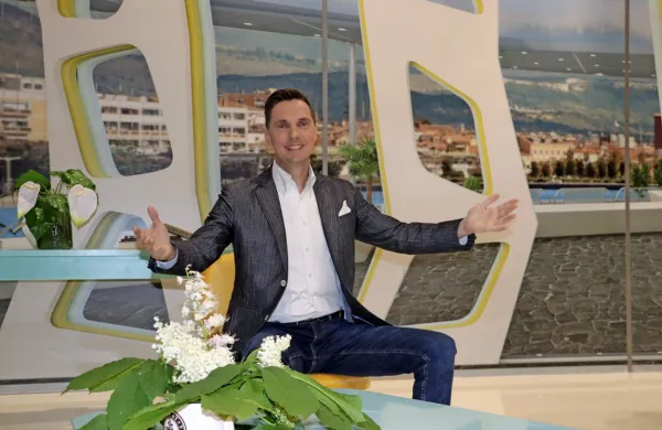 

“Sodelovati z ekipo oddaje Dobro jutro je zame pravi užitek,” pravi 
televizijski voditelj Evgen Ban.