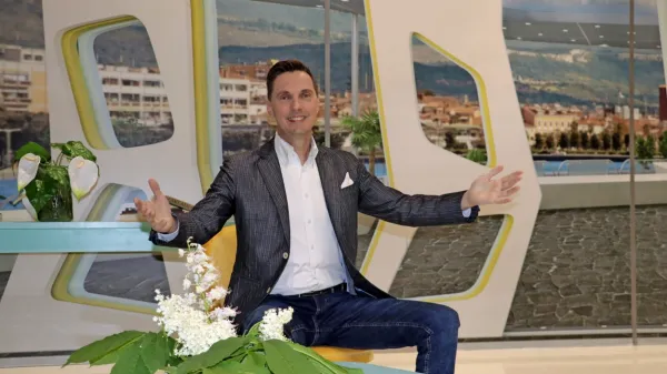 

“Sodelovati z ekipo oddaje Dobro jutro je zame pravi užitek,” pravi 
televizijski voditelj Evgen Ban.